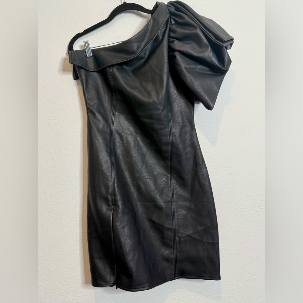 Elliatt One-Shoulder Faux Leather Mini Dress | Puff Sleeve Black Cocktail S - Picture 3 of 10